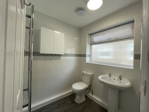 Photo 19- click for photo gallery